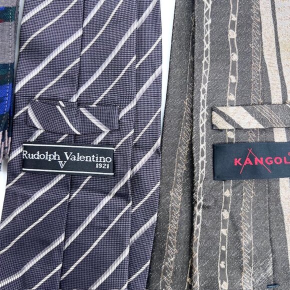 Set: 2 Neckties Valentino &Kangol  Brown Stripe +1 Valentino V Handkerchief (59) - Picture 5 of 9